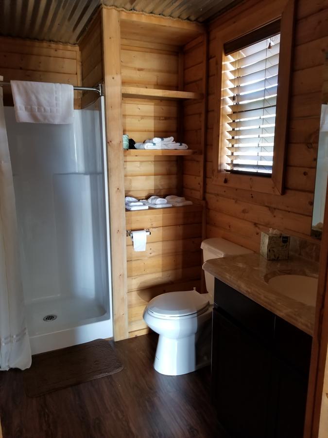 Paradise Rv & 3* Vinton
