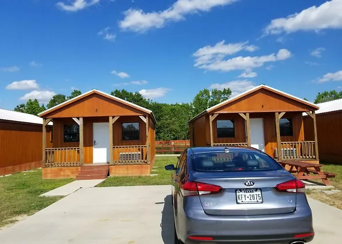 Paradise Rv & Cabins Resort